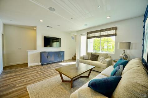 106 Rockview Road Novato CA 94949