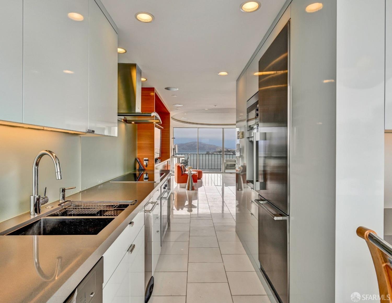 1000 North Point Street San Francisco CA 94109