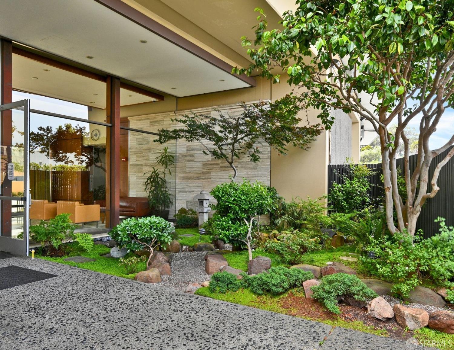 1000 North Point Street San Francisco CA 94109