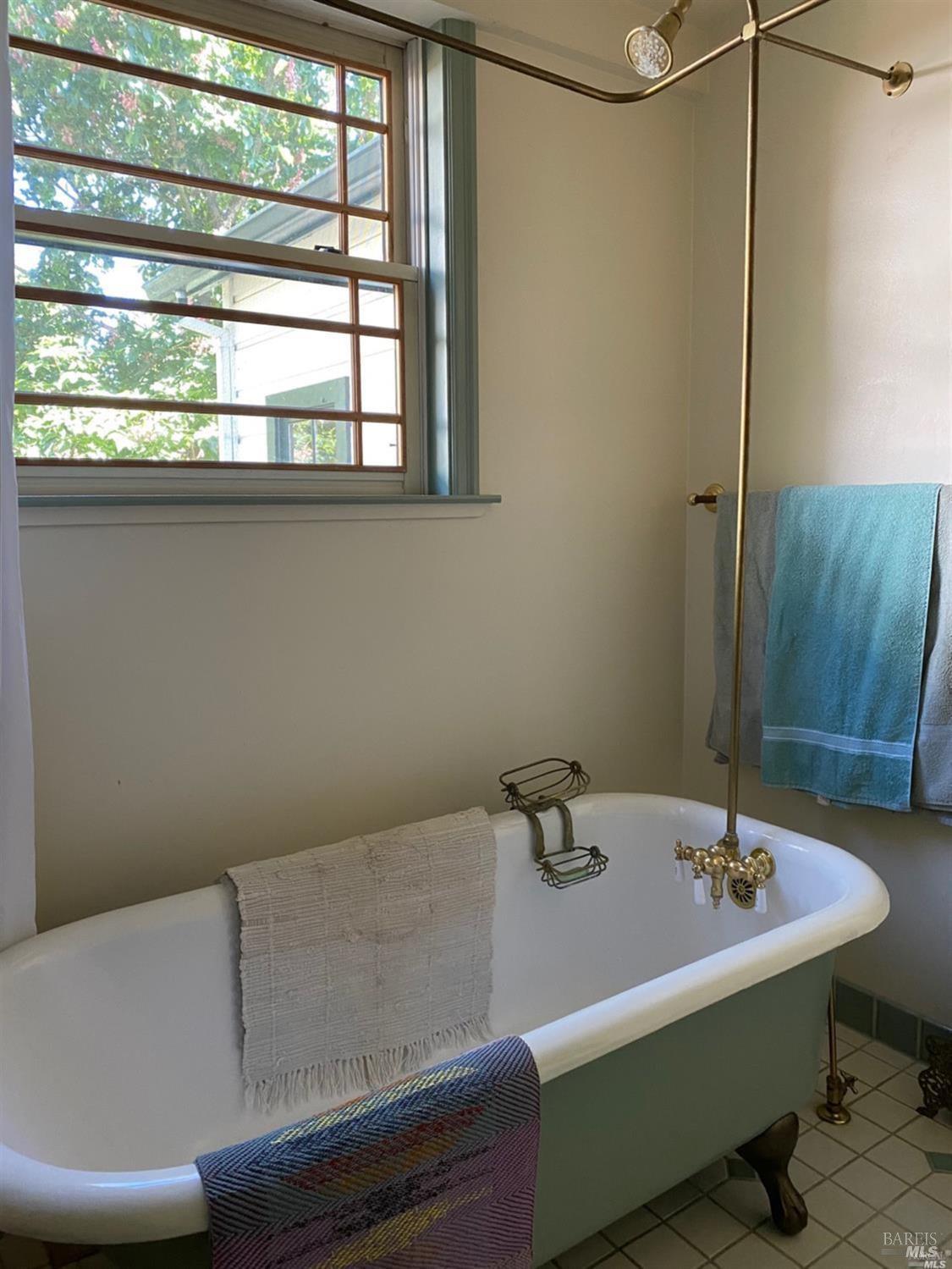 5204 Beaumont Way Santa Rosa CA 95409