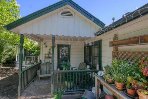 5204 Beaumont Way Santa Rosa CA 95409