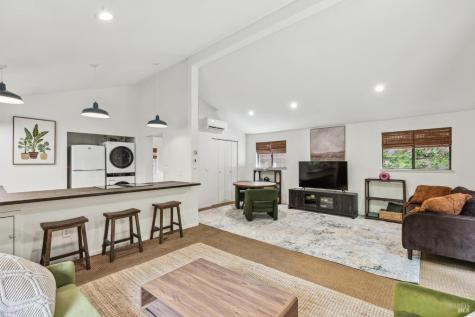 10 Angelica Court Novato CA 94947