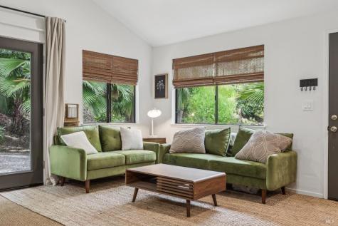 10 Angelica Court Novato CA 94947