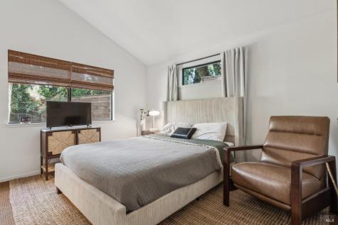 10 Angelica Court Novato CA 94947