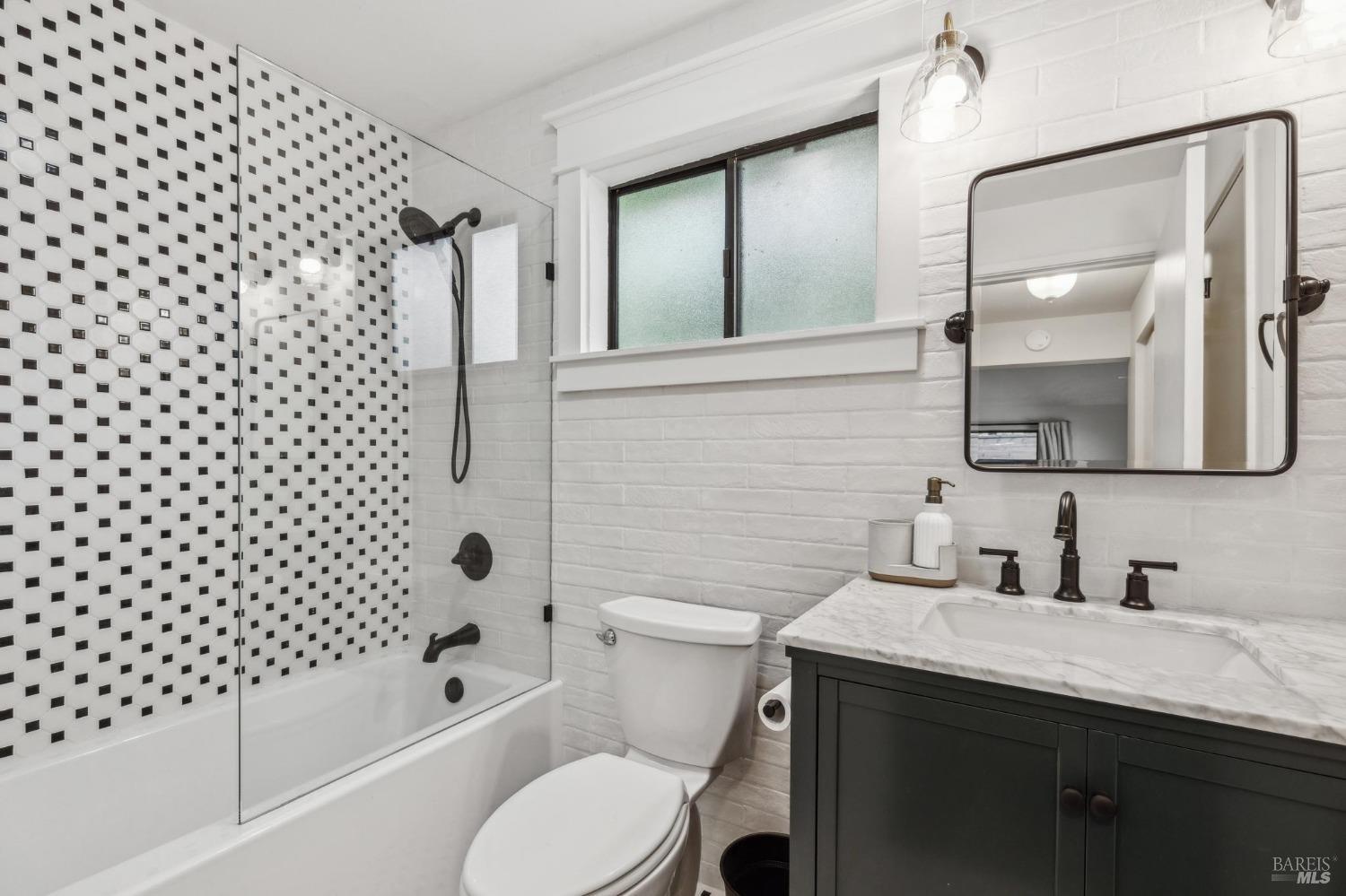 10 Angelica Court Novato CA 94947