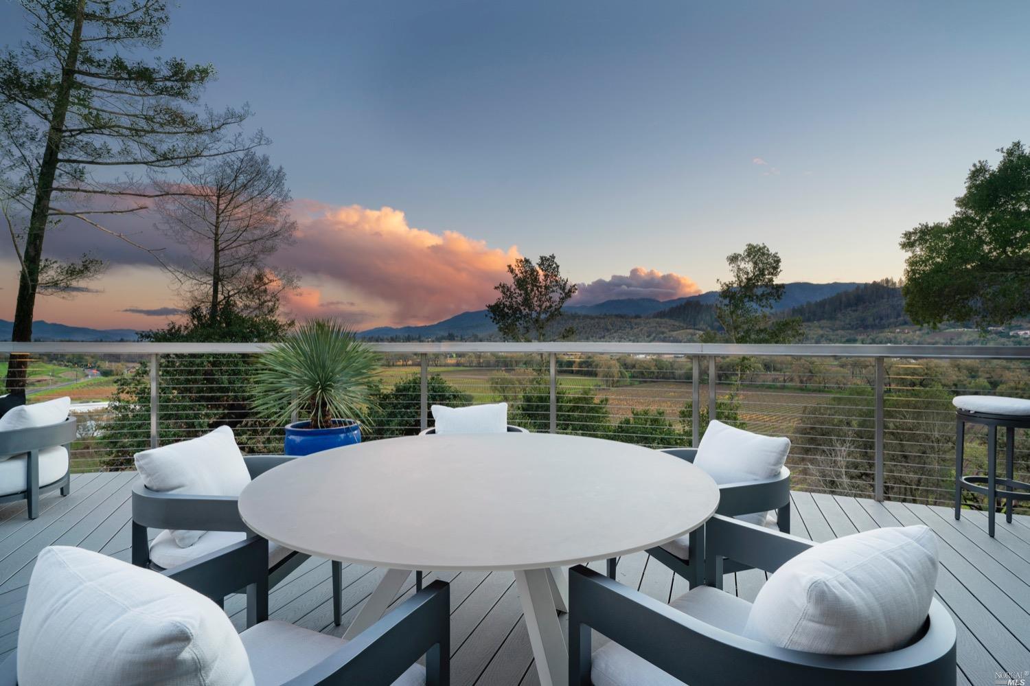 9 Bournemouth Road St. Helena CA 94574