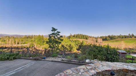 3225 W Dry Creek Road Healdsburg CA 95448