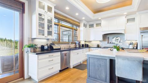 3225 W Dry Creek Road Healdsburg CA 95448