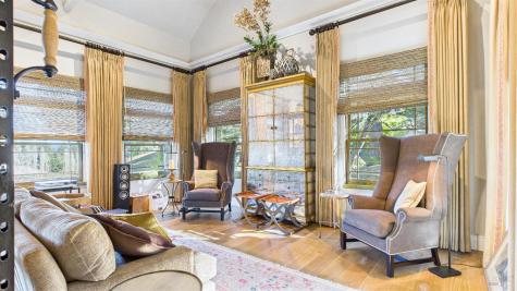 3225 W Dry Creek Road Healdsburg CA 95448