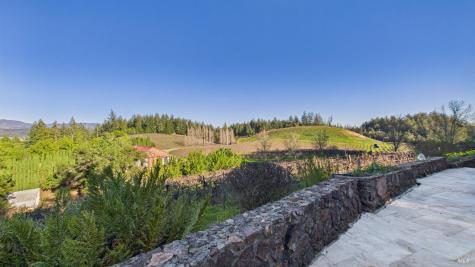 3225 W Dry Creek Road Healdsburg CA 95448
