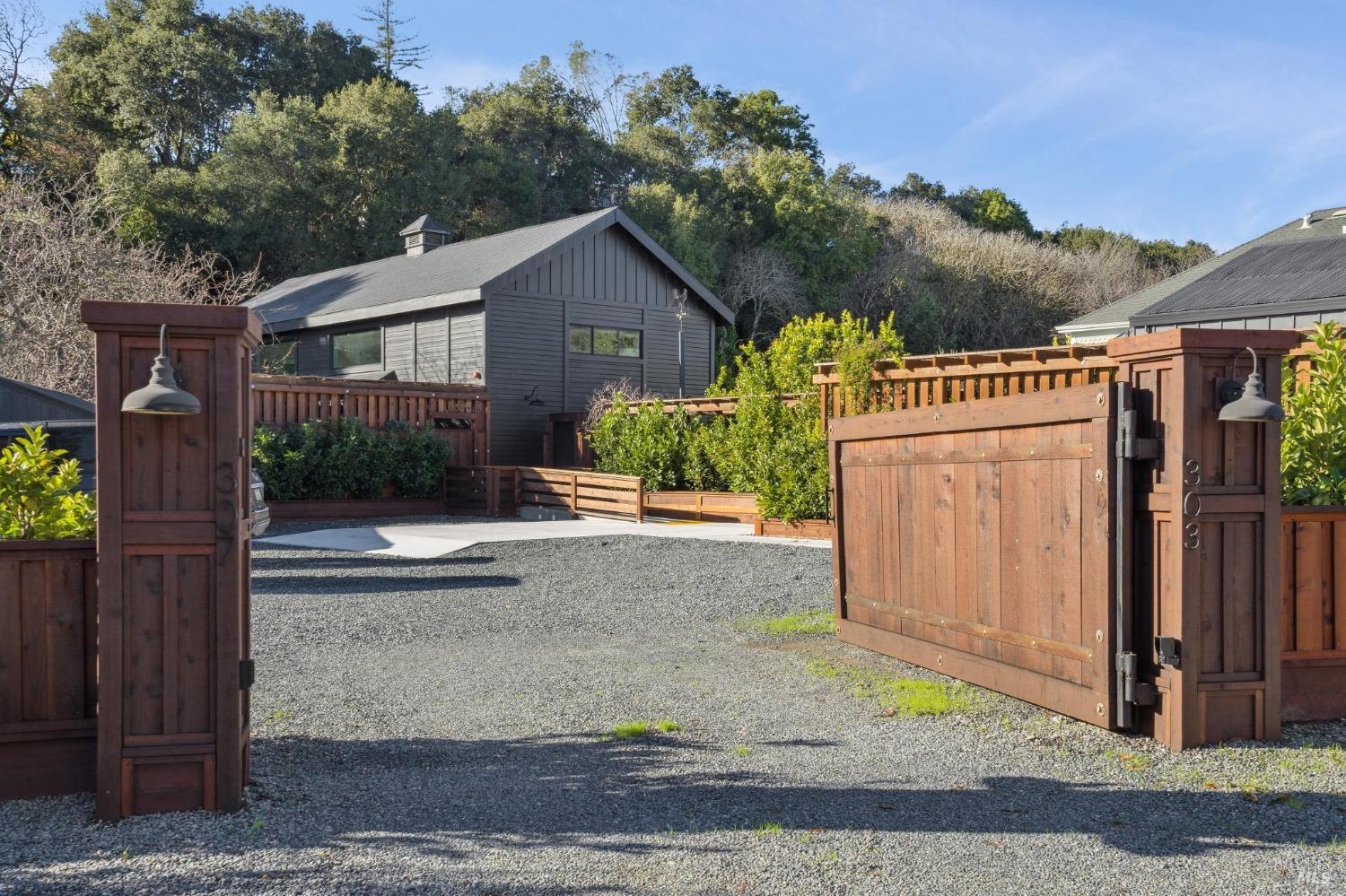 303 Bodega Avenue Petaluma CA 94952