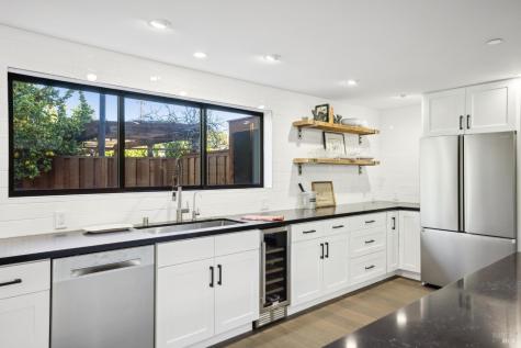 303 Bodega Avenue Petaluma CA 94952