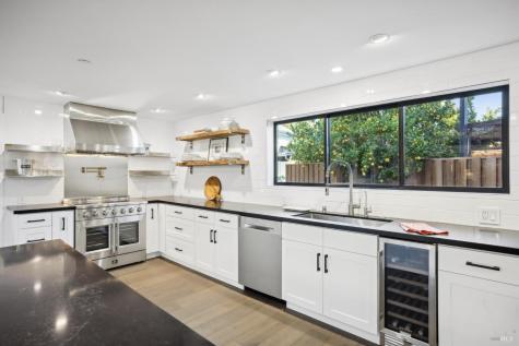 303 Bodega Avenue Petaluma CA 94952