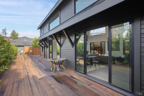 303 Bodega Avenue Petaluma CA 94952