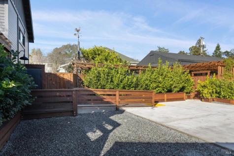 303 Bodega Avenue Petaluma CA 94952