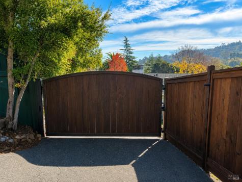 30 Martling Road San Anselmo CA 94960
