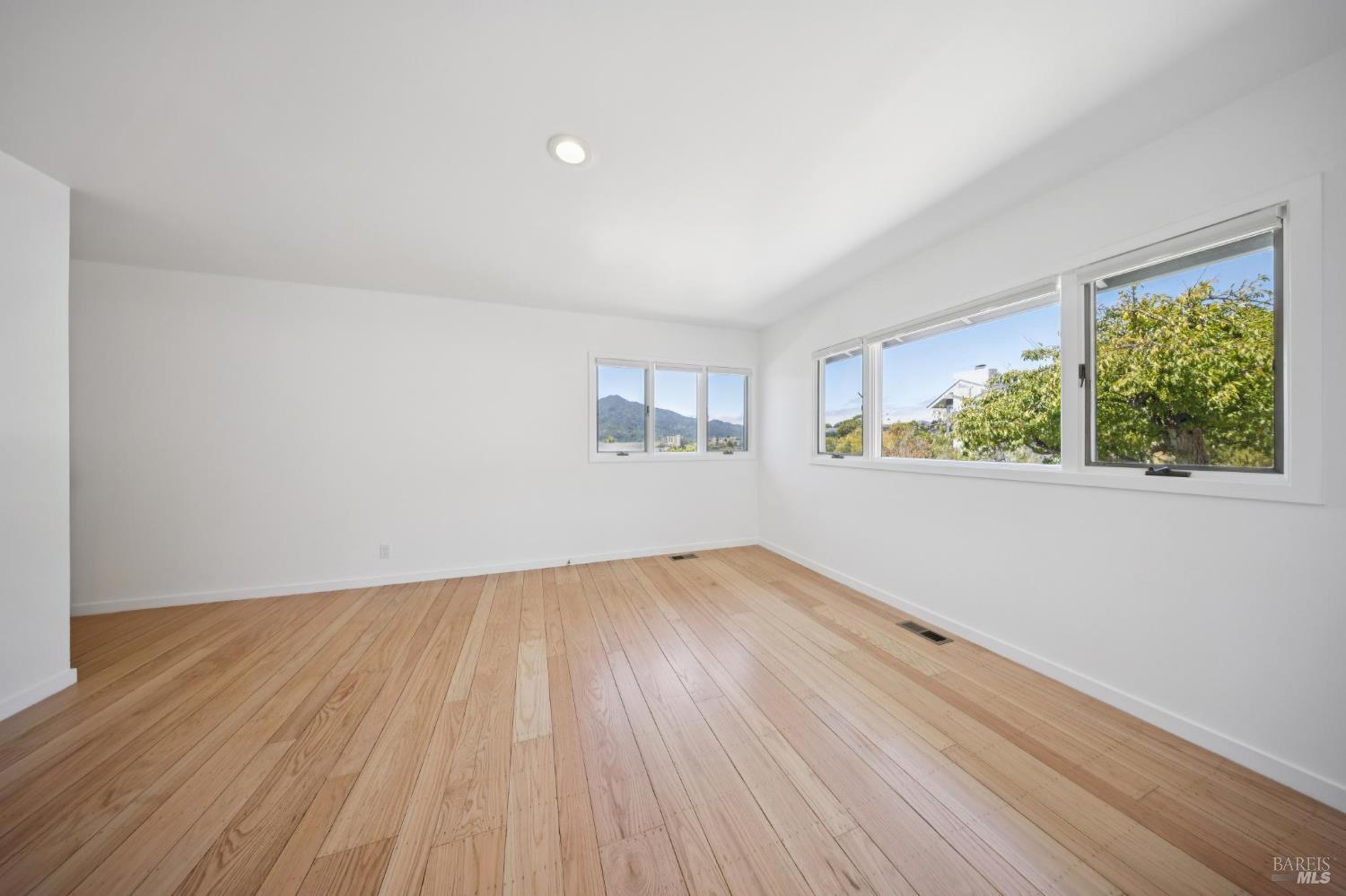 59 Corte Toluca Greenbrae CA 94904
