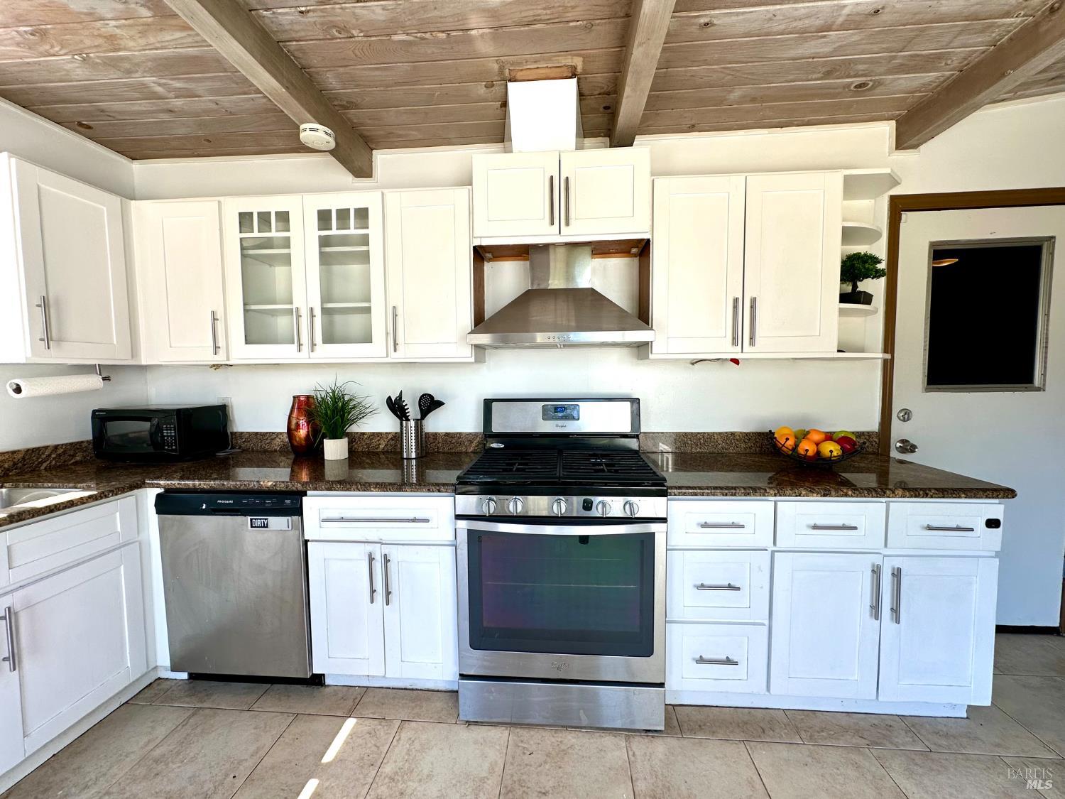 1111 Marionola Way Pinole CA 94564