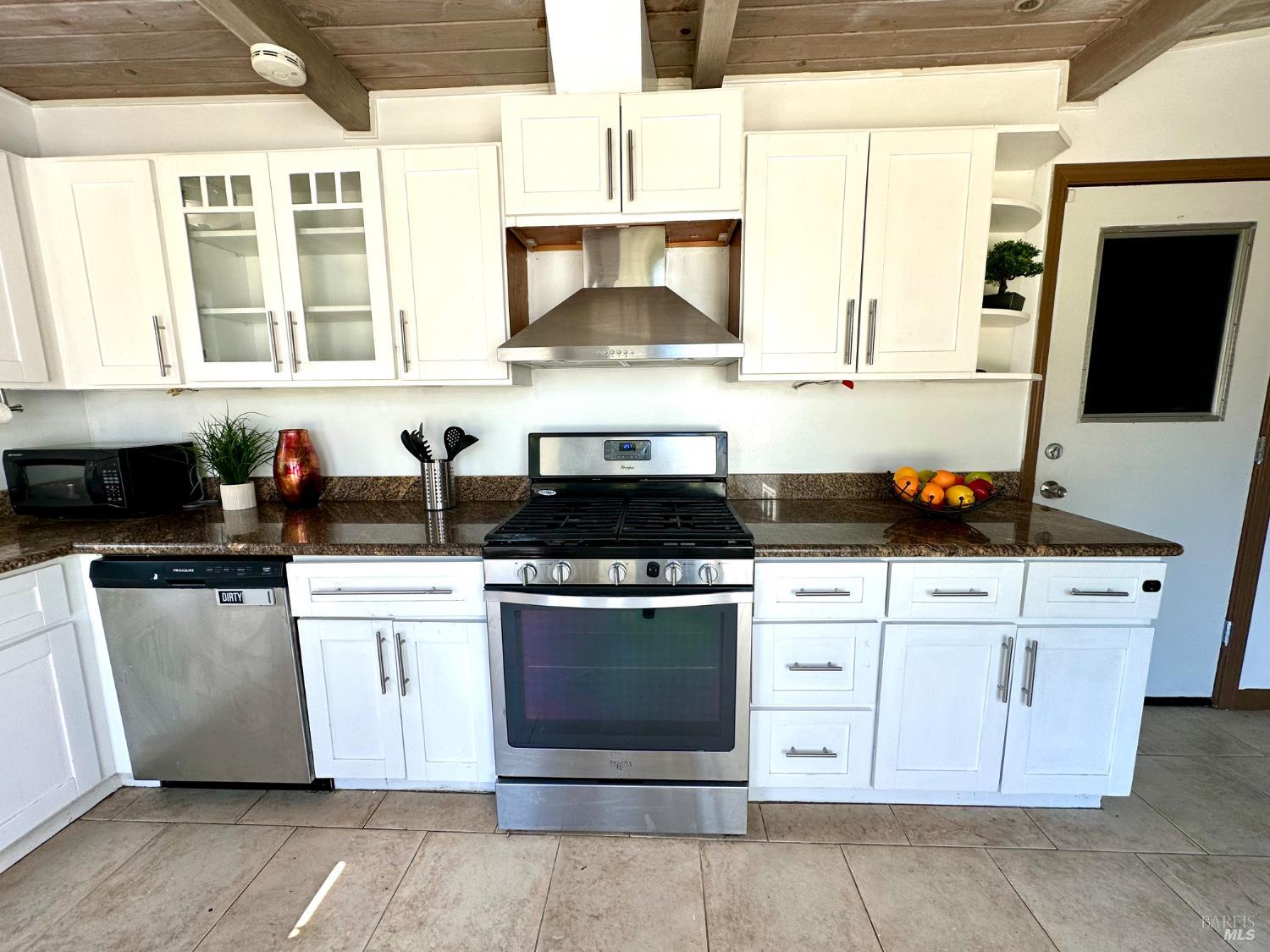 1111 Marionola Way Pinole CA 94564