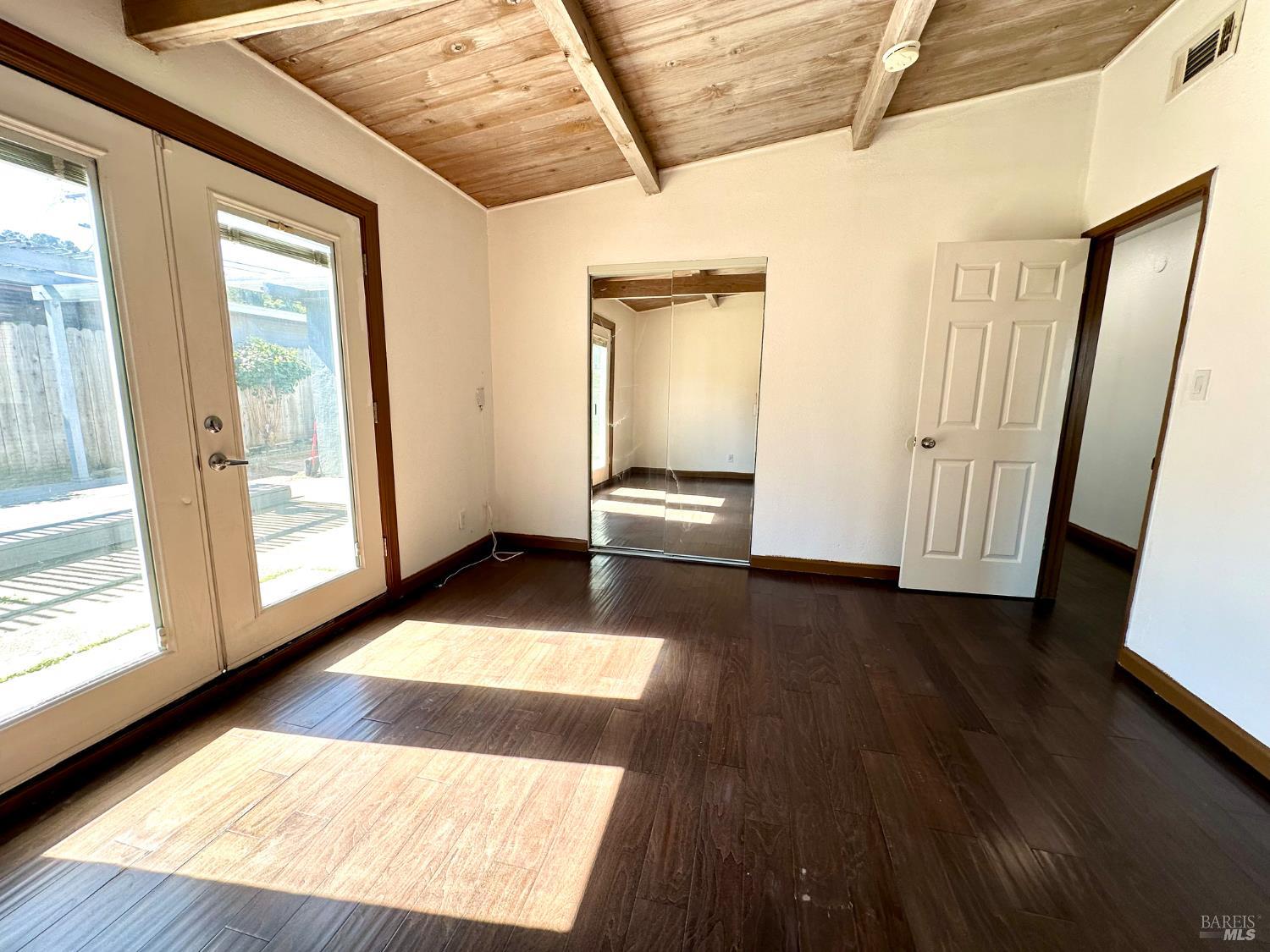 1111 Marionola Way Pinole CA 94564