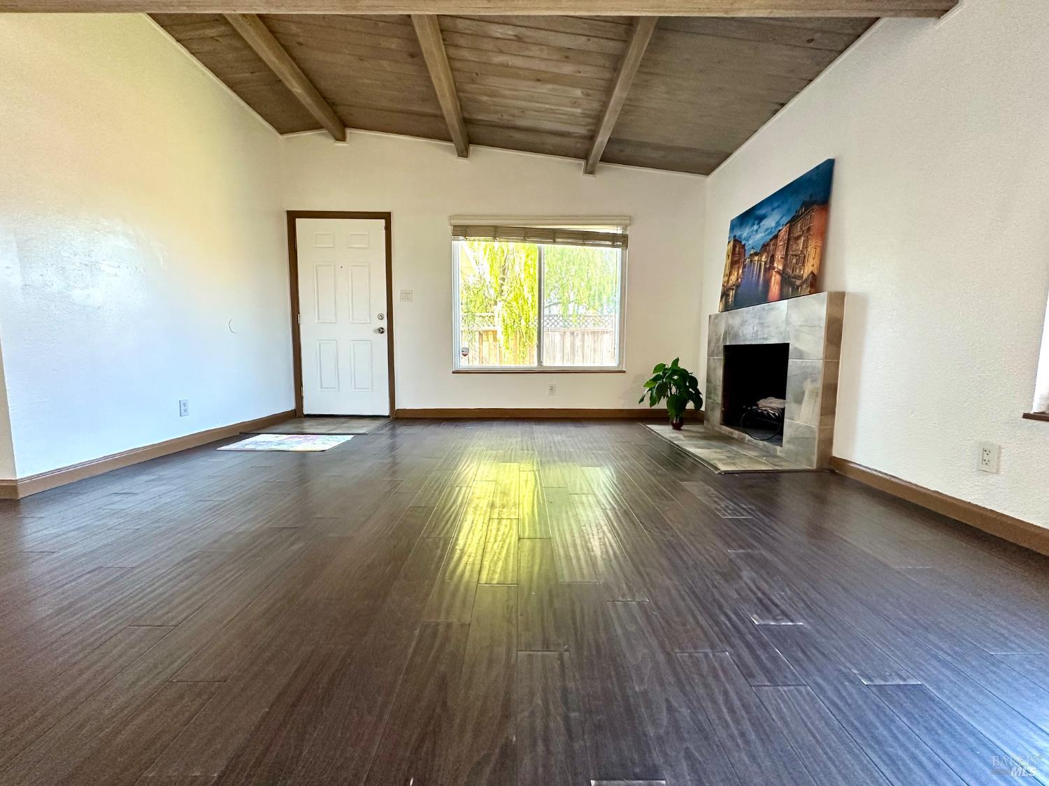 1111 Marionola Way Pinole CA 94564