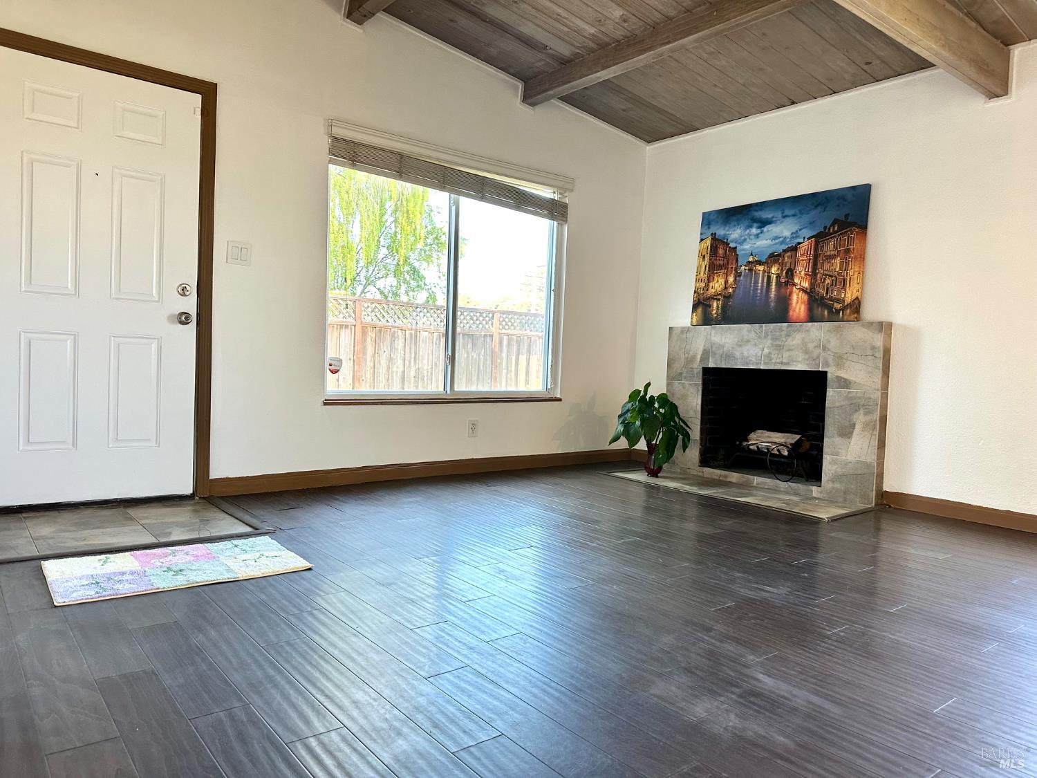 1111 Marionola Way Pinole CA 94564