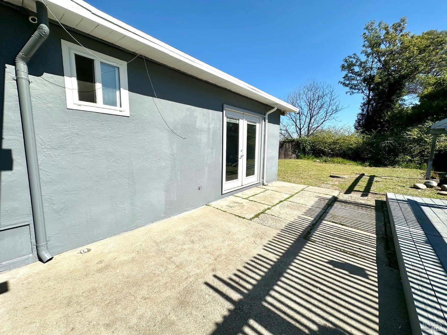 1111 Marionola Way Pinole CA 94564