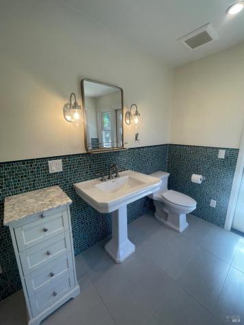 954 Norlee Street Sebastopol CA 95472