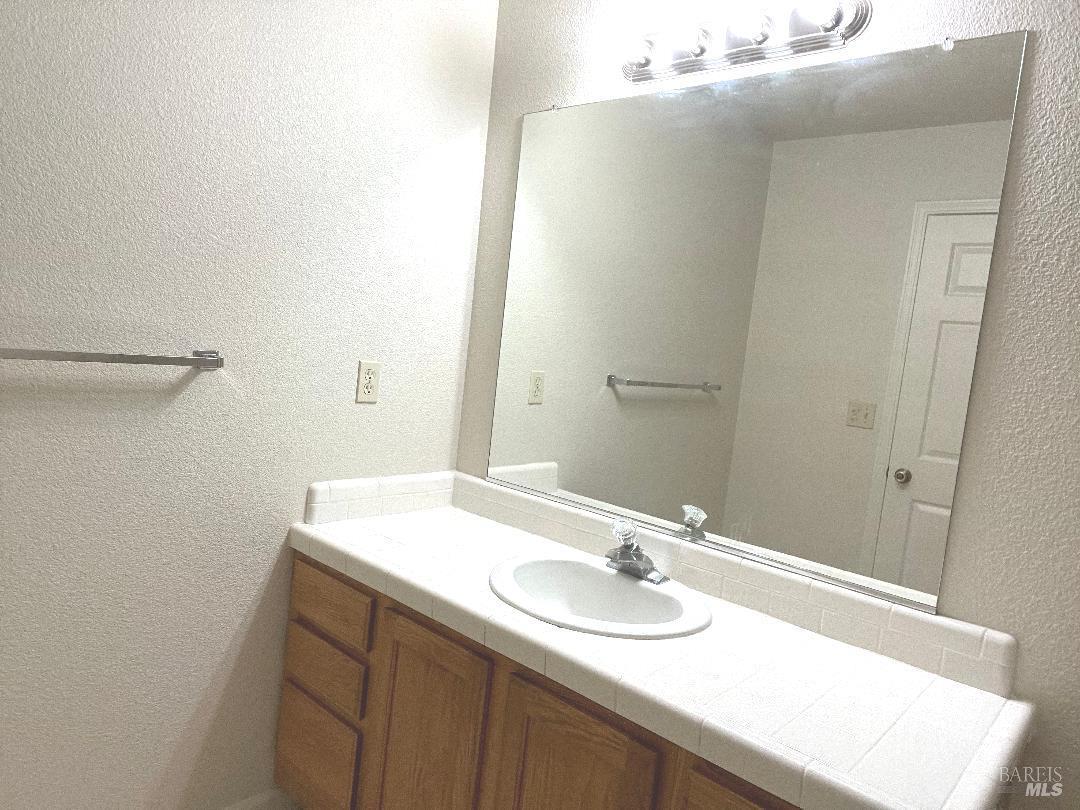 8 Monterey Court Novato CA 94945