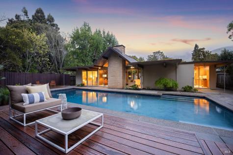 87 Mount Rainier Drive San Rafael CA 94903