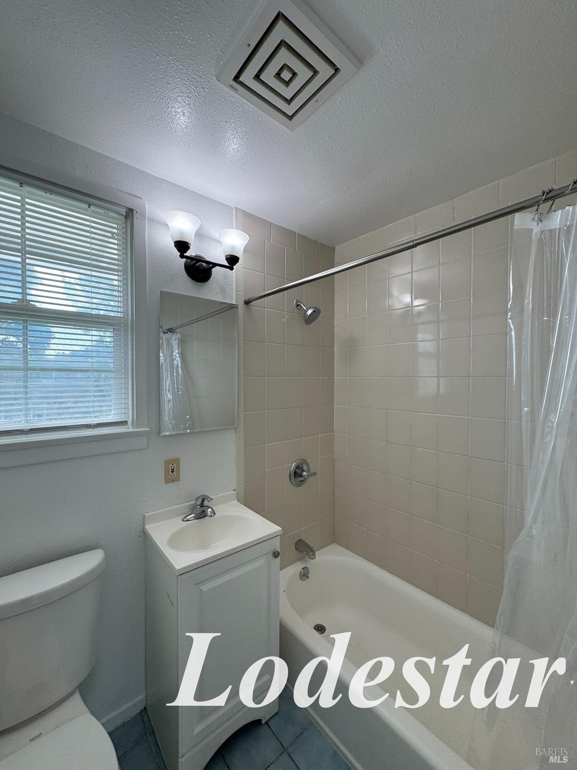 70 Parrott Street Vallejo CA 94590