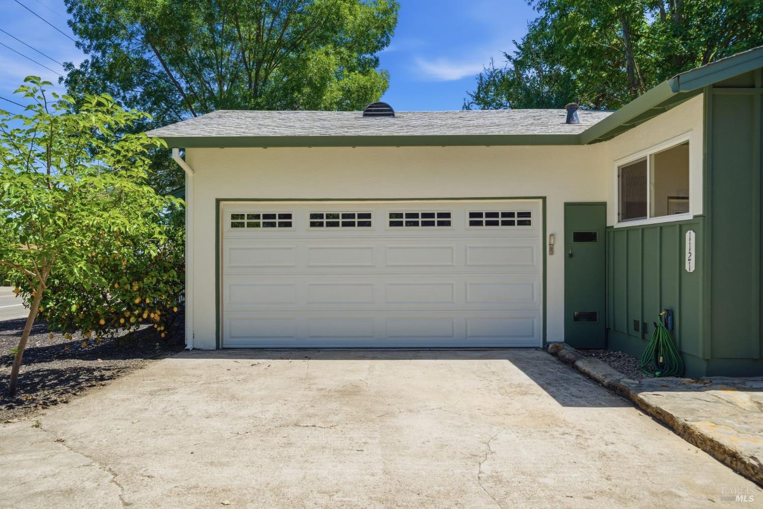 1121 Valley View Street St. Helena CA 94574