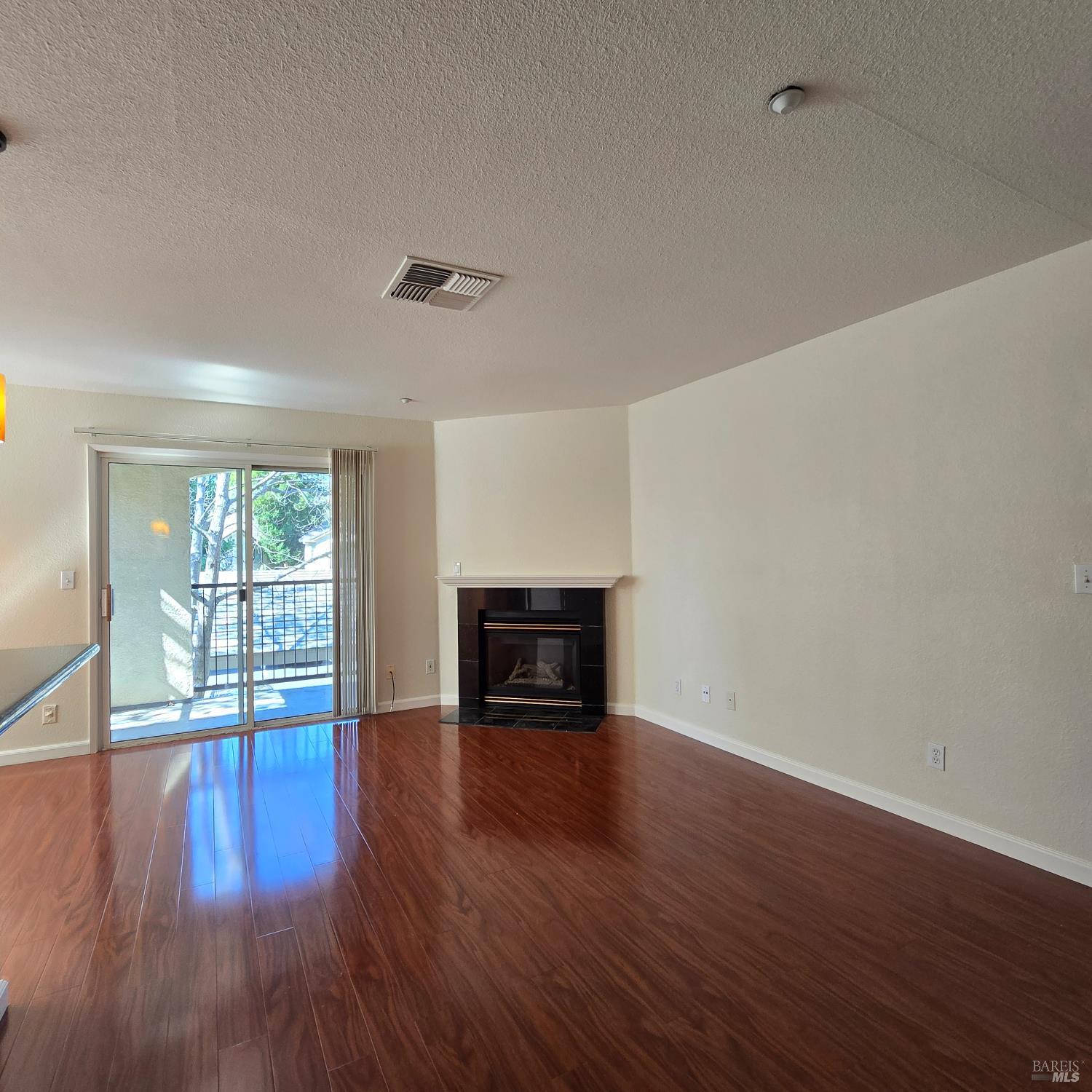 2001 Eastwood Drive Vacaville CA 95687