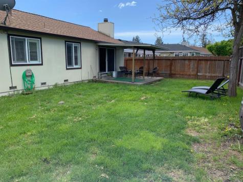 954 Emily Avenue Rohnert Park CA 94928