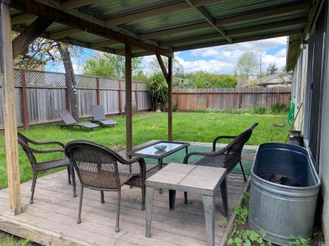 954 Emily Avenue Rohnert Park CA 94928