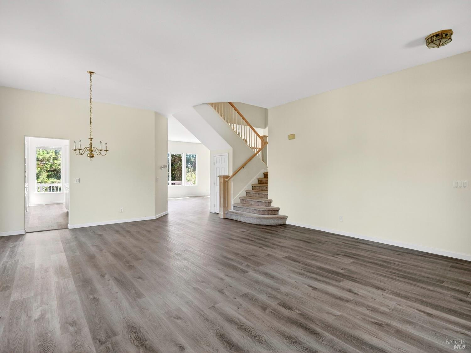 5794 Owl Hill Avenue Santa Rosa CA 95409