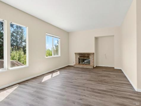 5794 Owl Hill Avenue Santa Rosa CA 95409