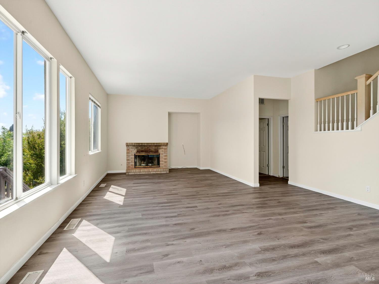 5794 Owl Hill Avenue Santa Rosa CA 95409
