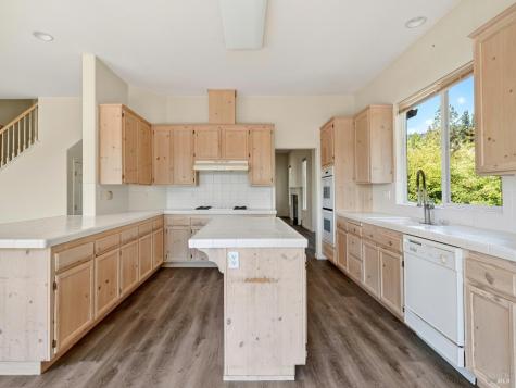 5794 Owl Hill Avenue Santa Rosa CA 95409