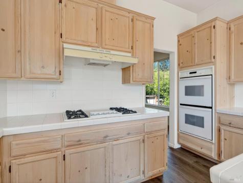 5794 Owl Hill Avenue Santa Rosa CA 95409