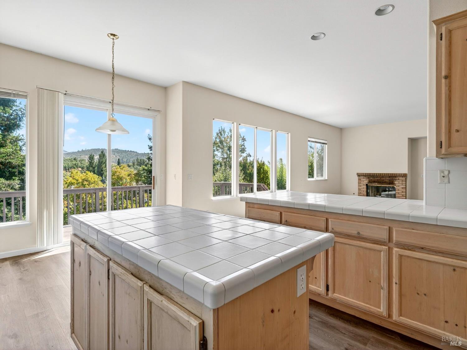 5794 Owl Hill Avenue Santa Rosa CA 95409