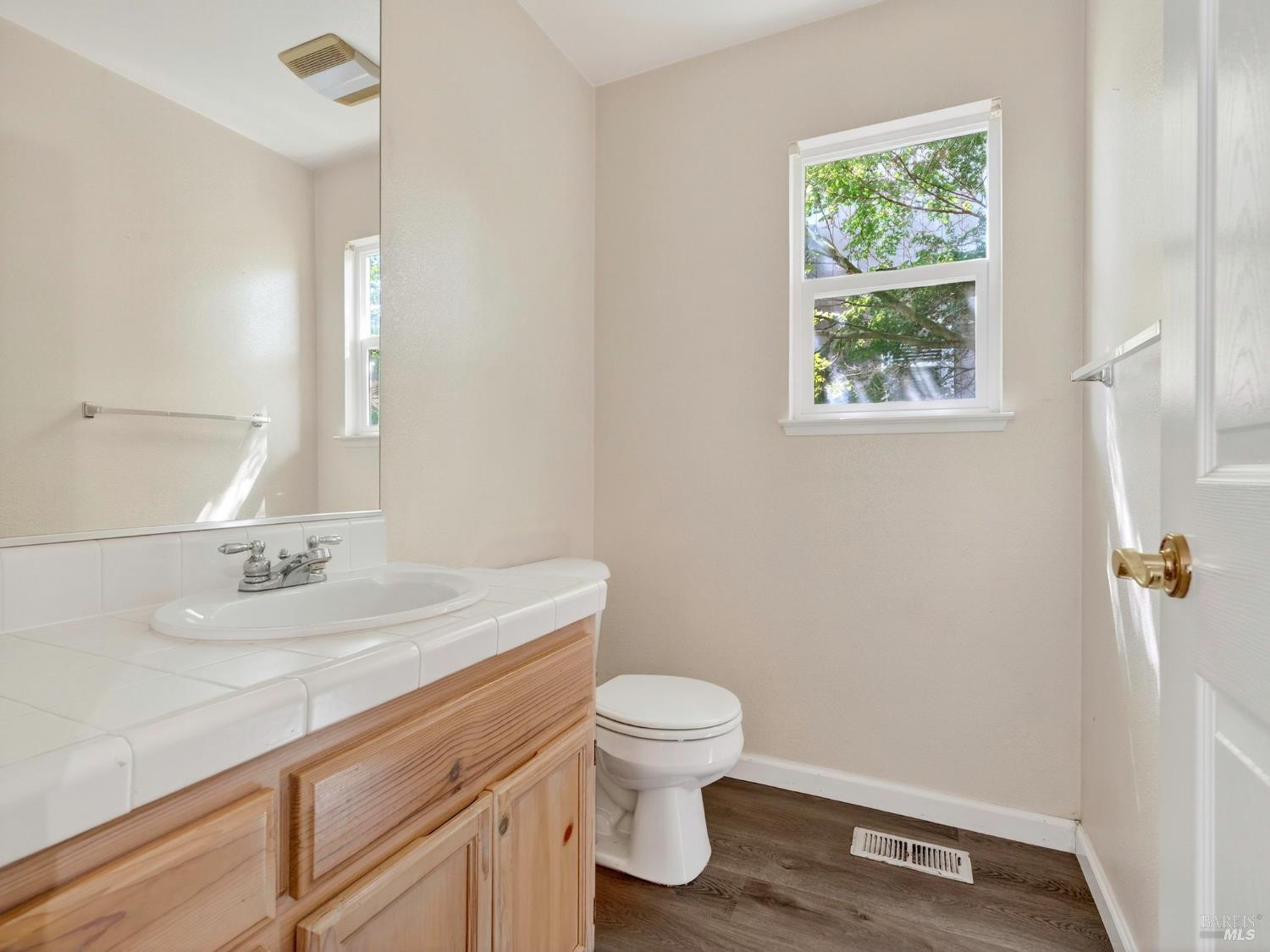 5794 Owl Hill Avenue Santa Rosa CA 95409