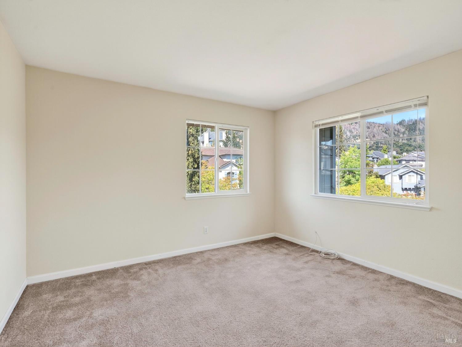 5794 Owl Hill Avenue Santa Rosa CA 95409