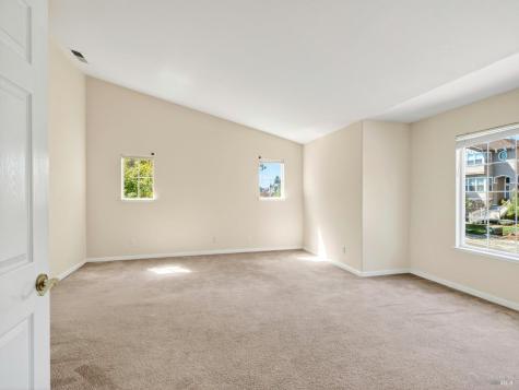 5794 Owl Hill Avenue Santa Rosa CA 95409