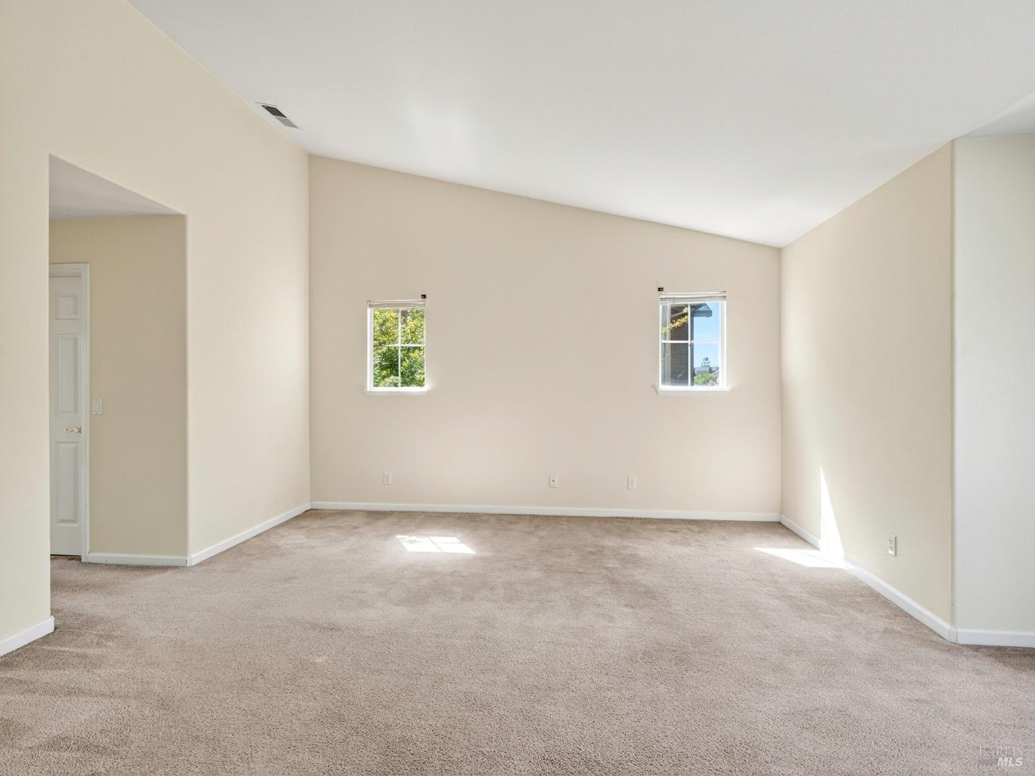5794 Owl Hill Avenue Santa Rosa CA 95409