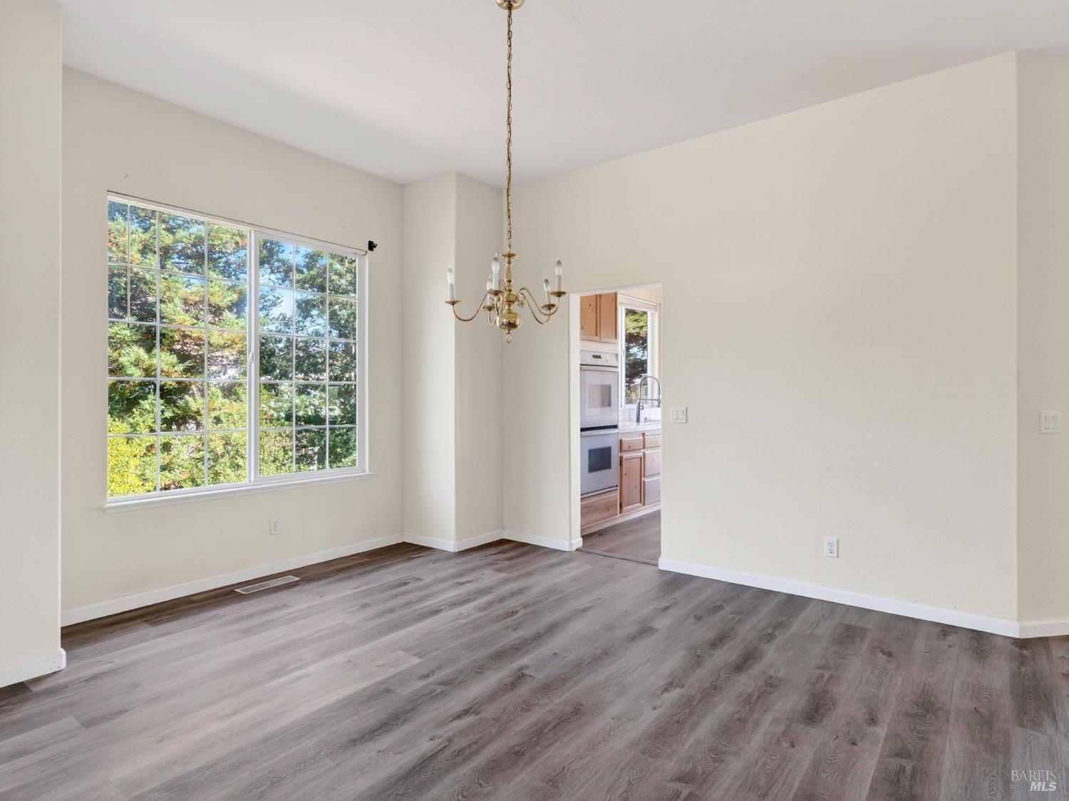 5794 Owl Hill Avenue Santa Rosa CA 95409