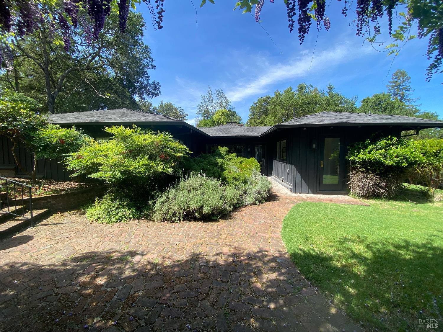 1244 N Fitch Mountain Road Healdsburg CA 95448