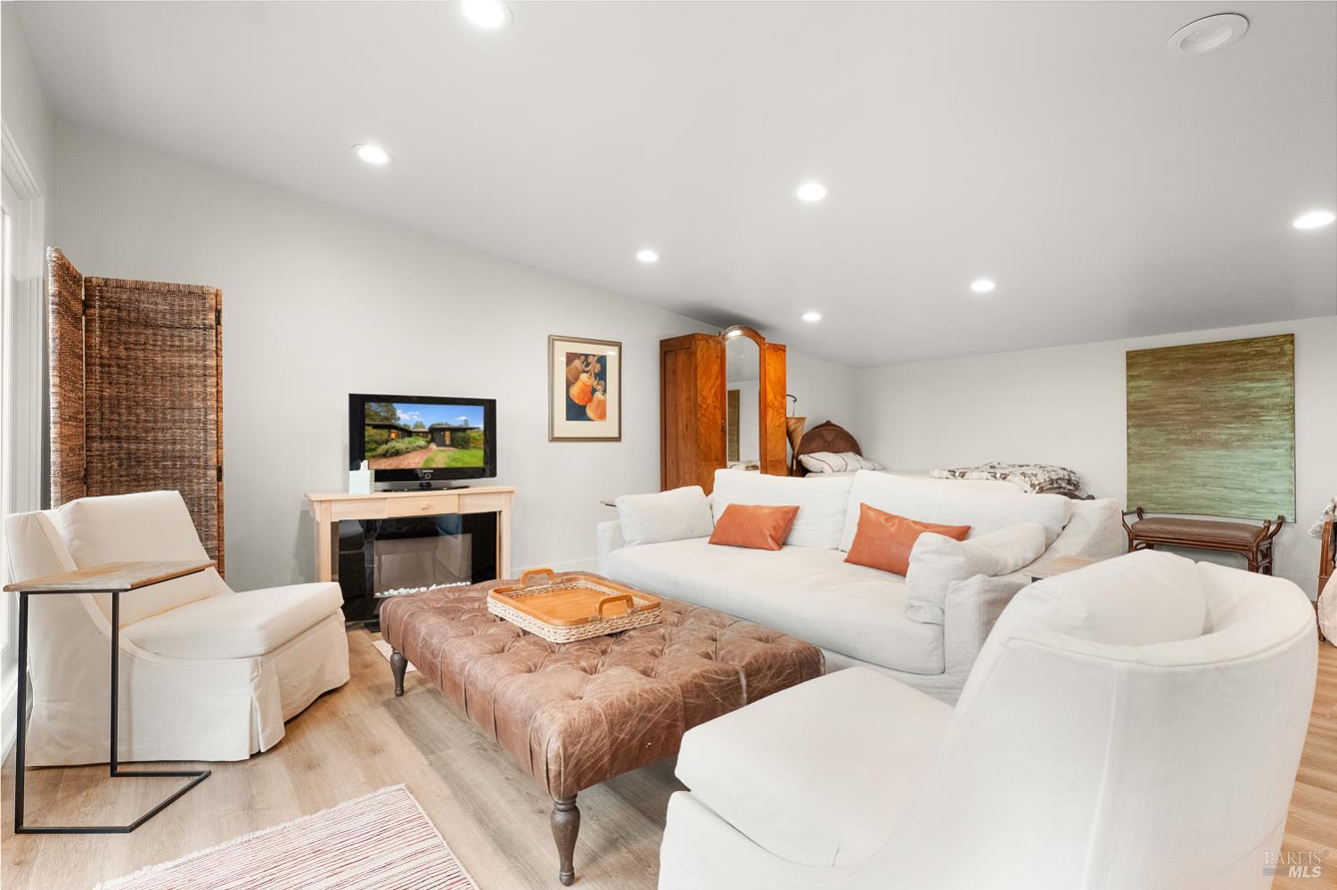 1244 N Fitch Mountain Road Healdsburg CA 95448