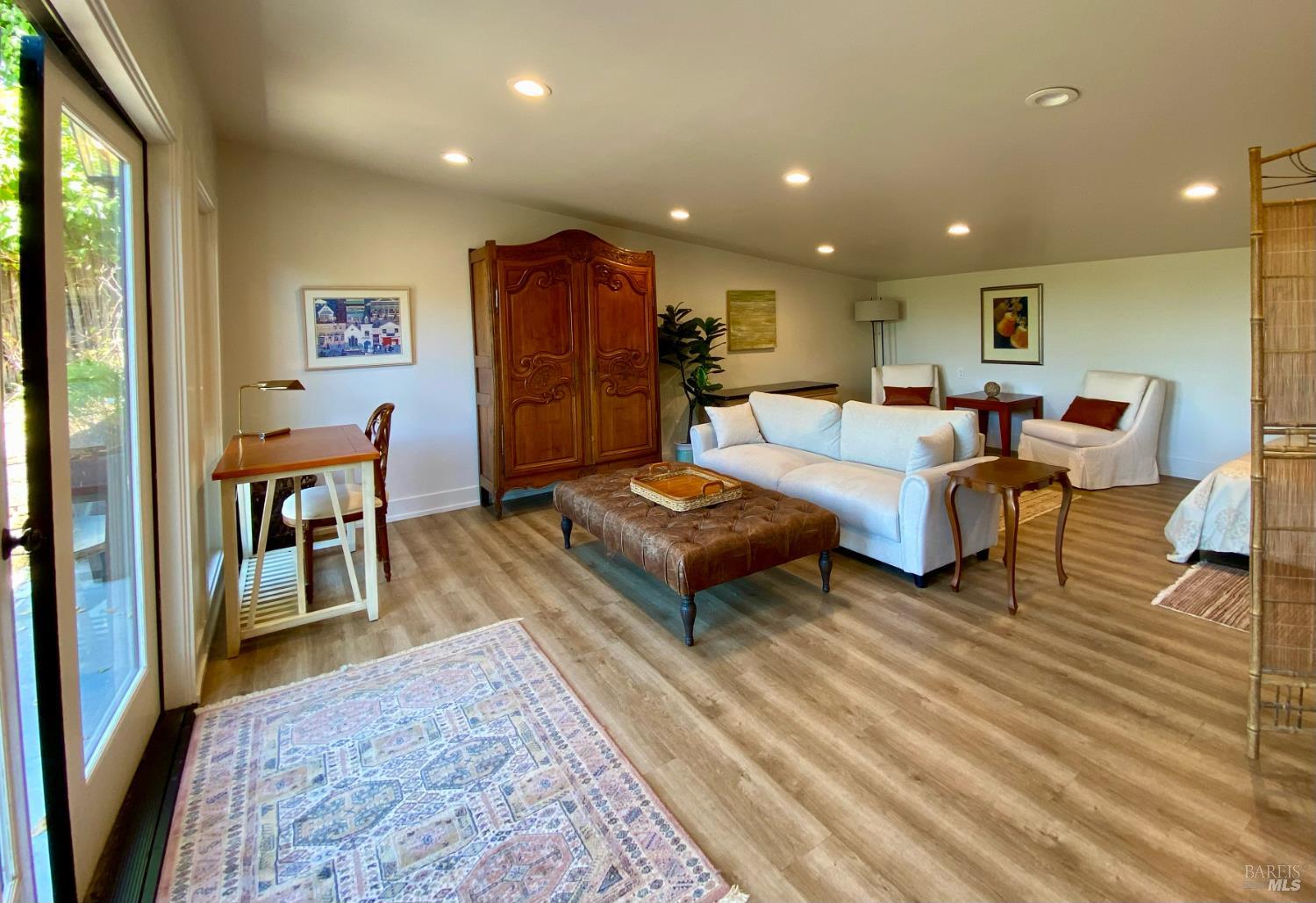 1244 N Fitch Mountain Road Healdsburg CA 95448