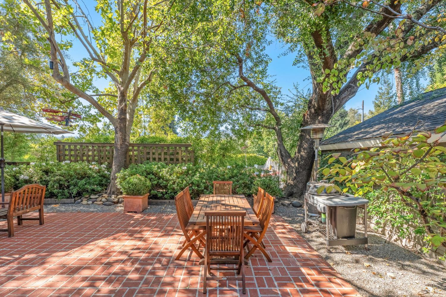 1703 Alexander Court St. Helena CA 94574